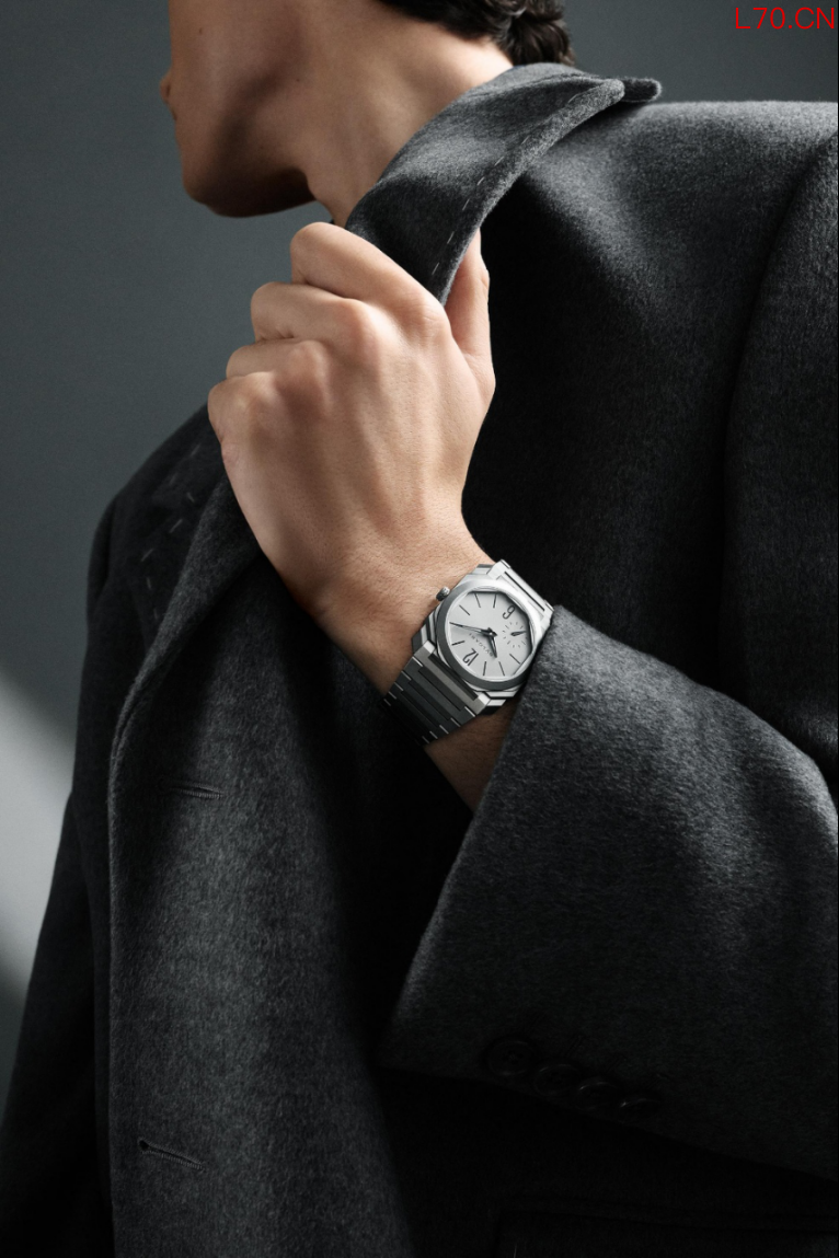 宝格丽Octo Finissimo系列37毫米款腕表